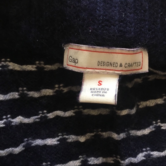 Gap knit wool blend blue pattern cardigan sweater - Picture 2 of 5